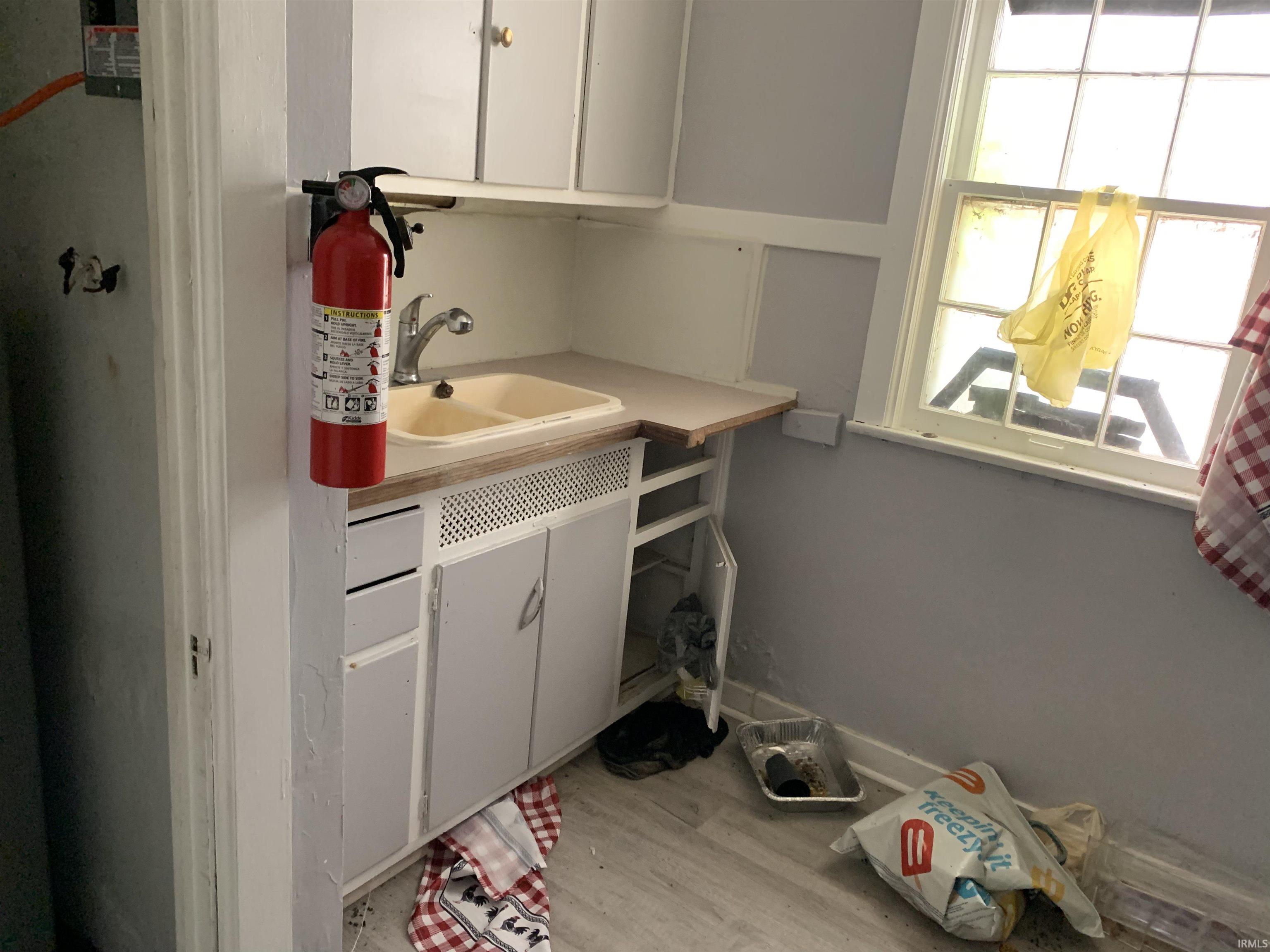 55175 Moss Road South Bend, IN 46628 - Photo 8 of 13