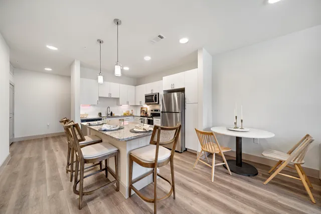 $1,259 | 10485 League Line Road, Unit A2 7101, Conroe, TX 77304