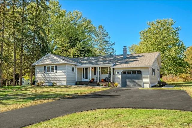 $479,900 | 6545 Fox Road, Marcy, NY 13403