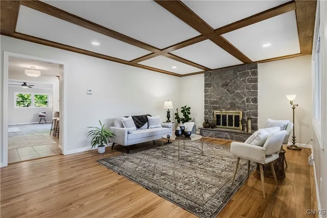 $479,900 | 6545 Fox Road, Marcy, NY 13403