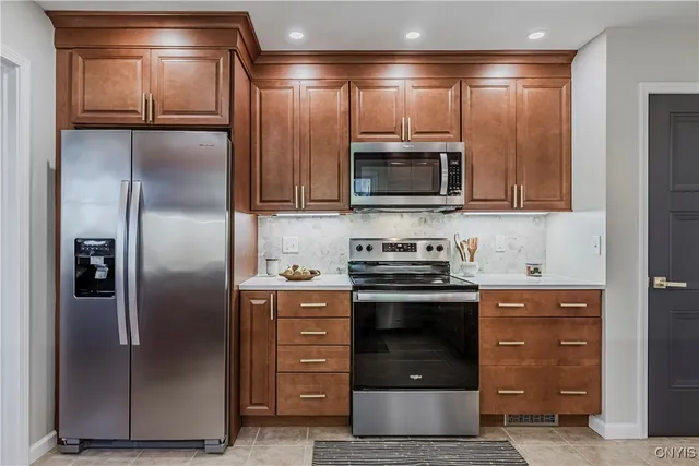 $479,900 | 6545 Fox Road, Marcy, NY 13403