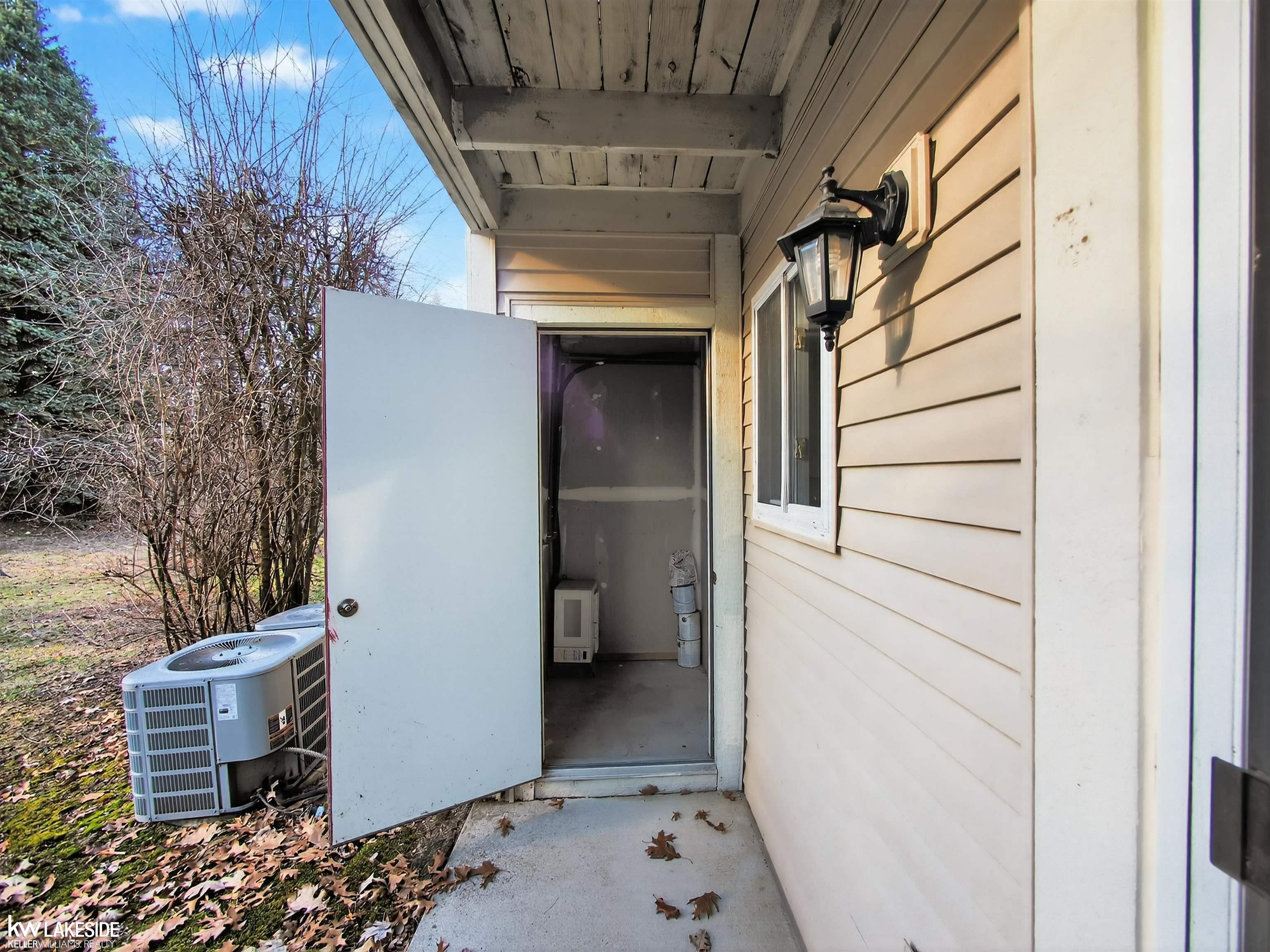 1524 Porter Circle Rochester, MI 48307 - Photo 13 of 15