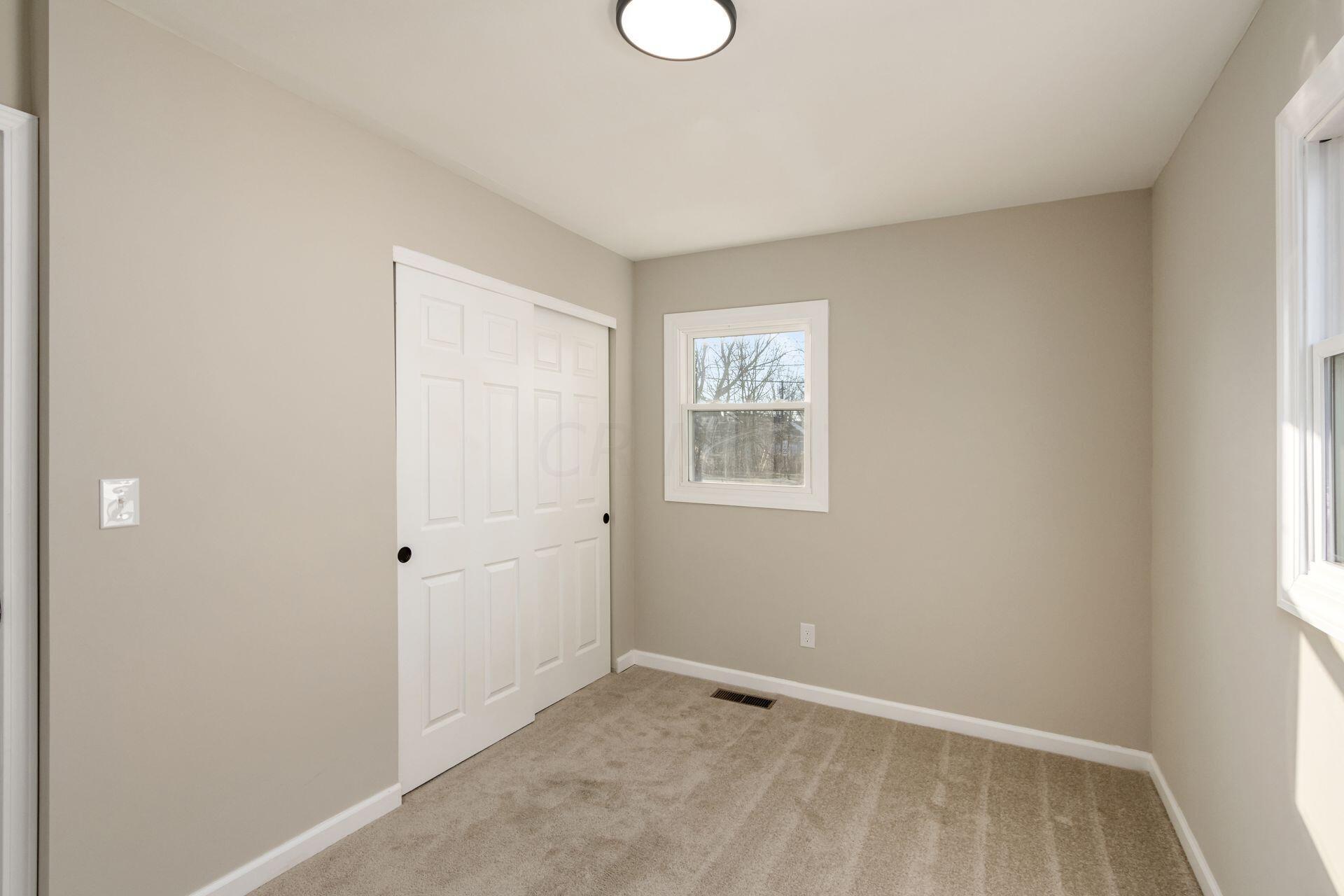 1364 Huy Road Columbus, OH 43224 - Photo 18 of 32 Huy 3