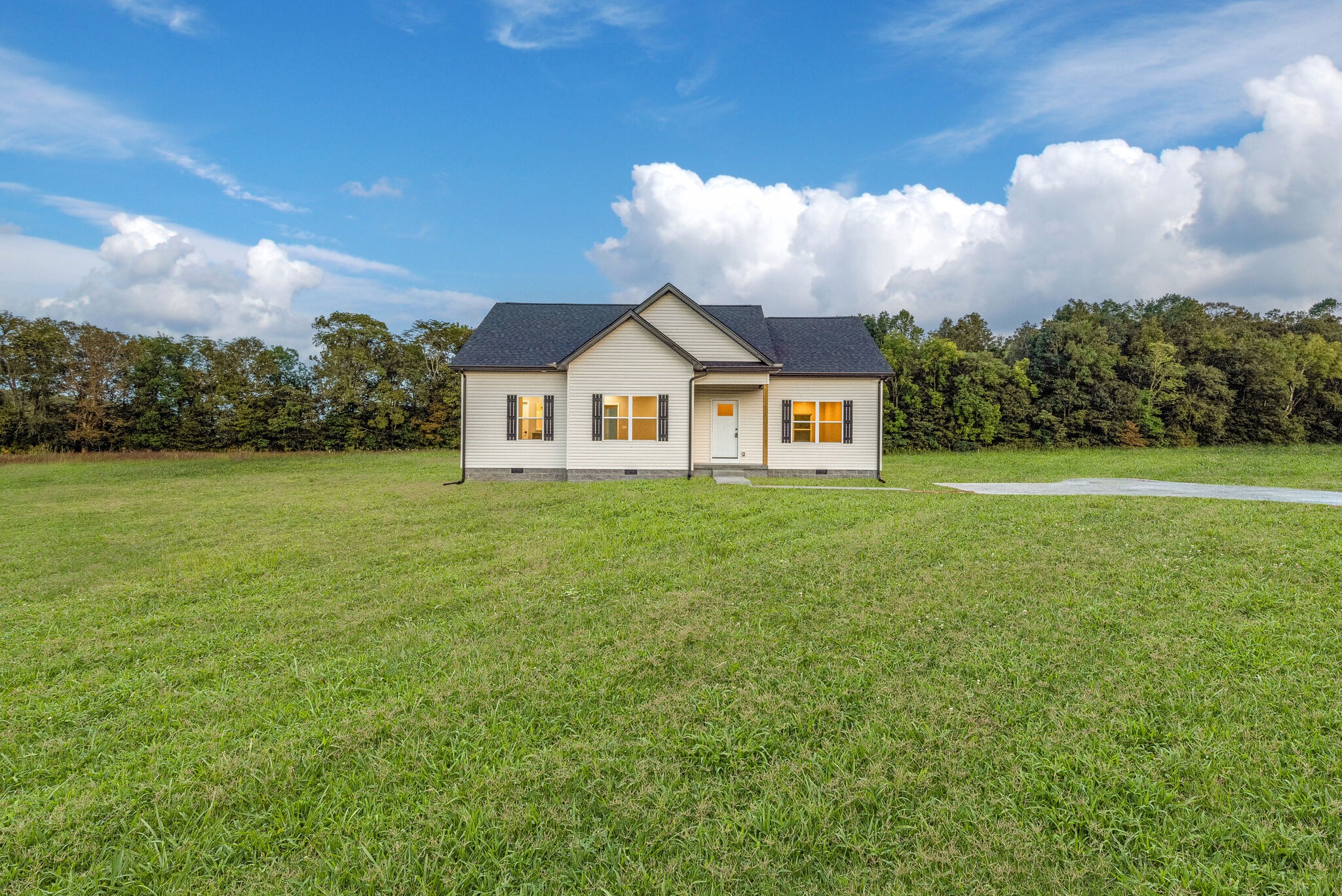 562 Sycamore Road Dickson, TN 37055 - Photo 1 of 34 Gallery Image 1