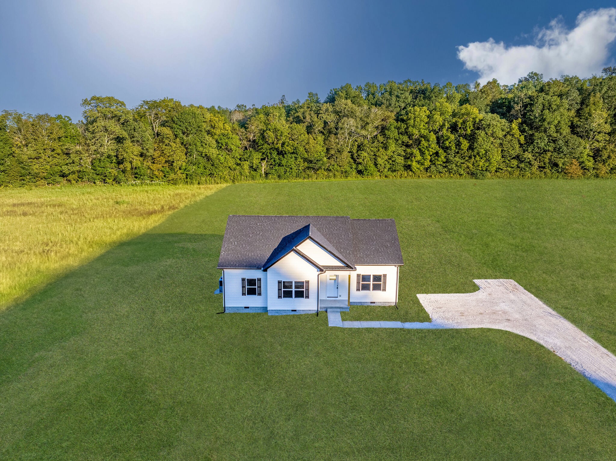 562 Sycamore Road Dickson, TN 37055 - Photo 7 of 34 Gallery Image 7