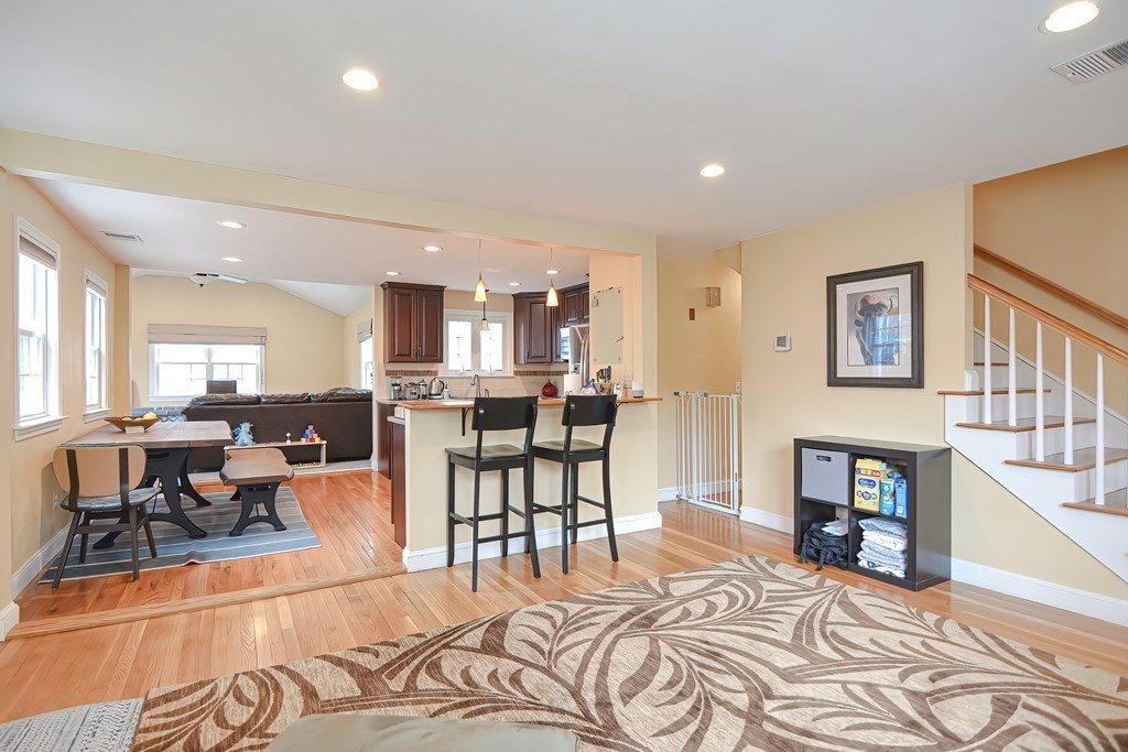 21 Birch Road Natick, MA 01760 - Photo 4 of 42