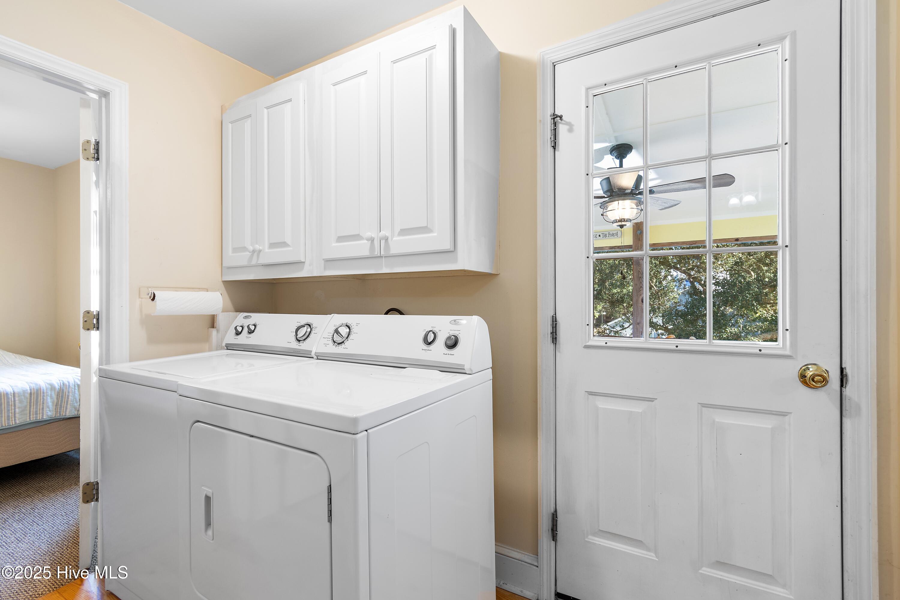 166 Northwest 7th Street Oak Island, NC 28465 - Photo 22 of 39 Laundry area