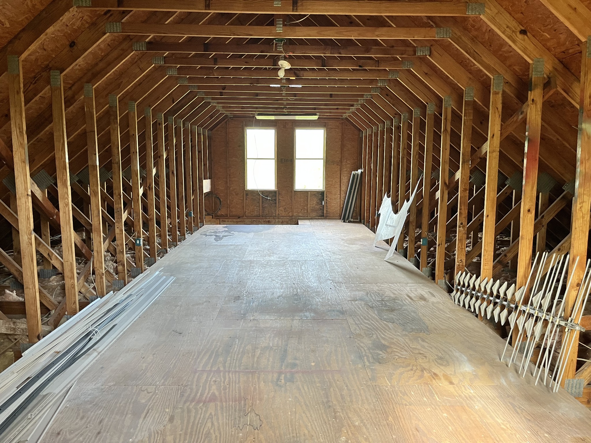 1763 Highway 166 Mount Pleasant, TN 38474 - Photo 30 of 40 a view of entryway with wooden floor
