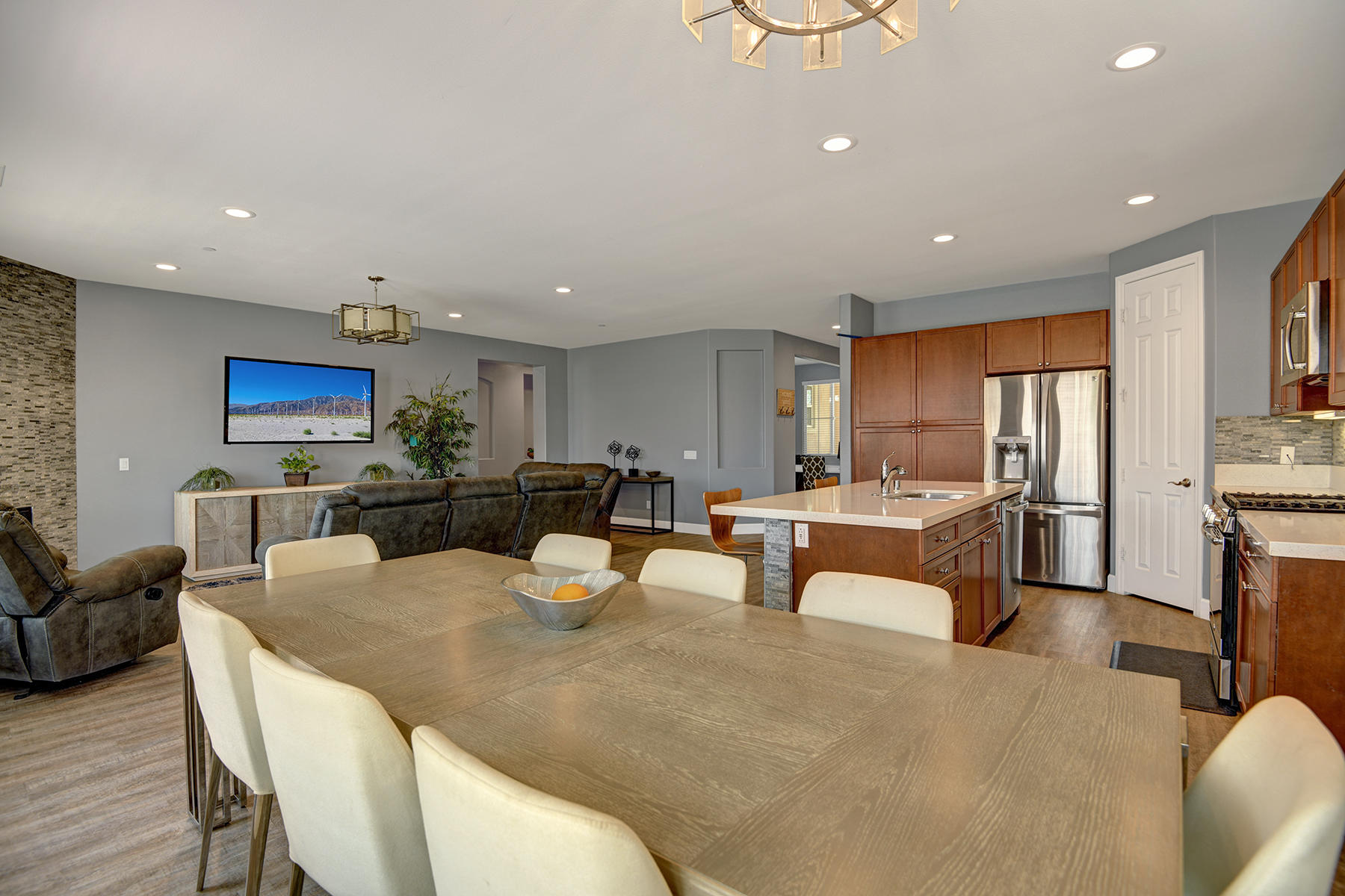 DINING TABLE REVERSE.jpg mls