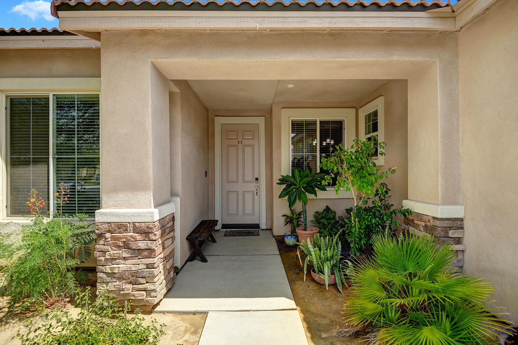 81314 Avenida Romero Indio, CA 92201 - Photo 3 of 30 FRONT DOOR.jpg mls
