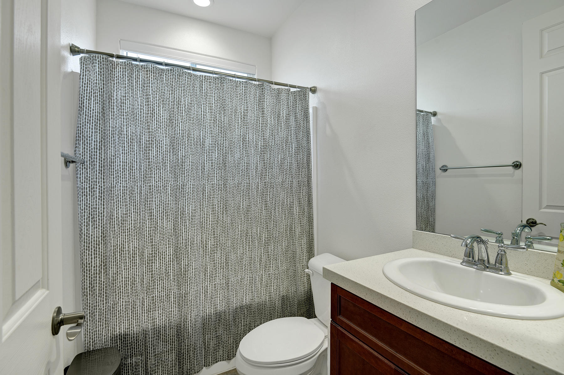 81314 Avenida Romero Indio, CA 92201 - Photo 22 of 30 BATHROOM 1.jpg mls