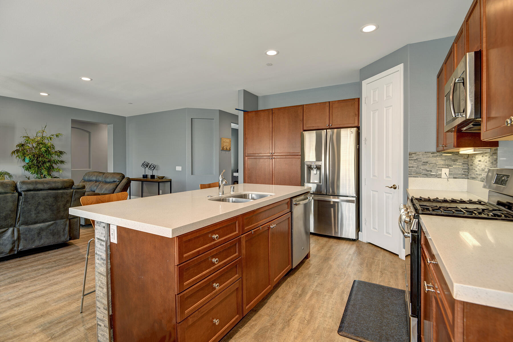 81314 Avenida Romero Indio, CA 92201 - Photo 8 of 30 KITCHEN REVERSE.jpg mls