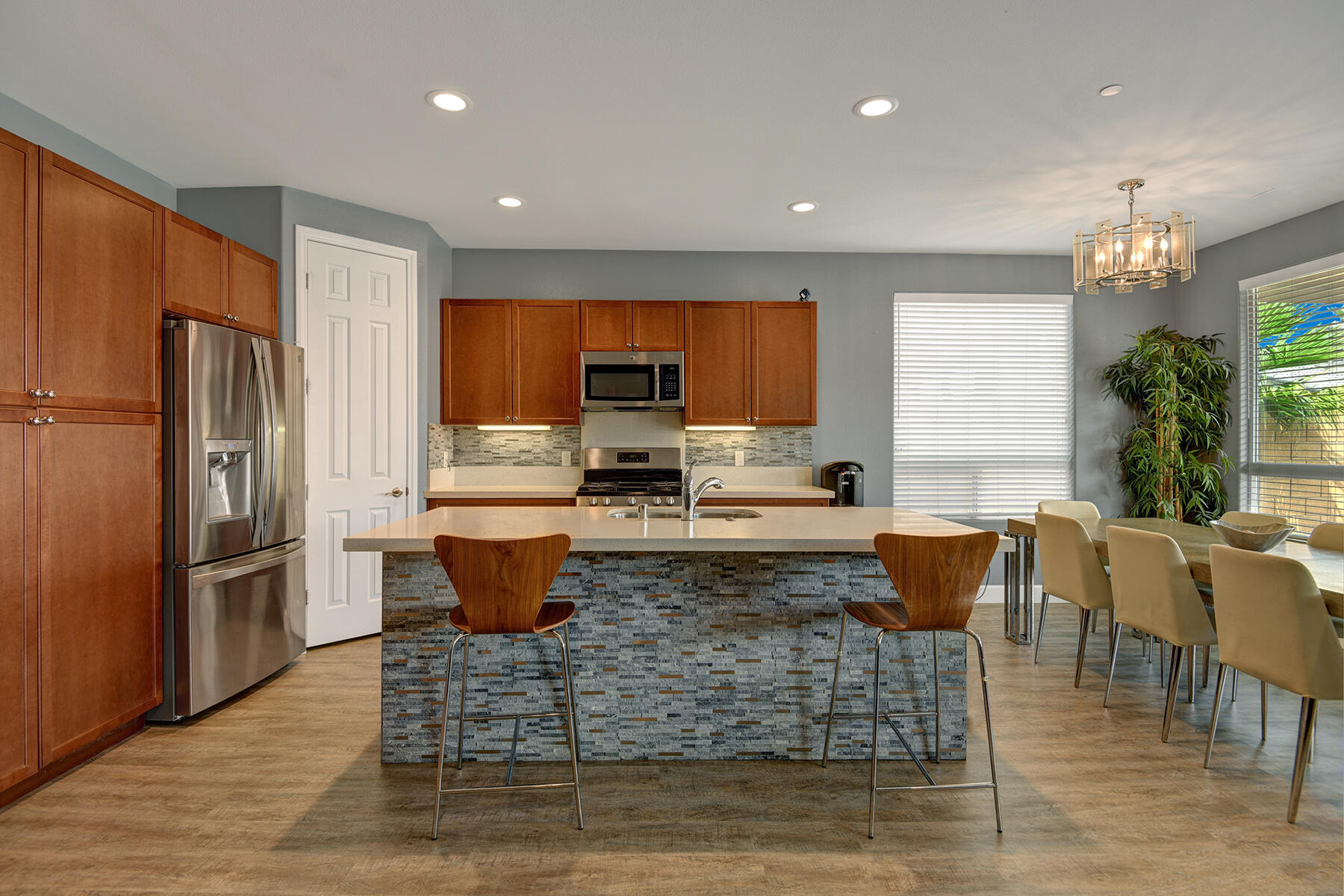 81314 Avenida Romero Indio, CA 92201 - Photo 10 of 30 KITCHEN HEAD ON.jpg mls