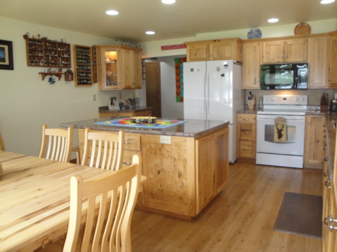 3849 Shore Dr Drive Rhinelander, WI 54501 - Photo 5 of 37 Gallery Image 5