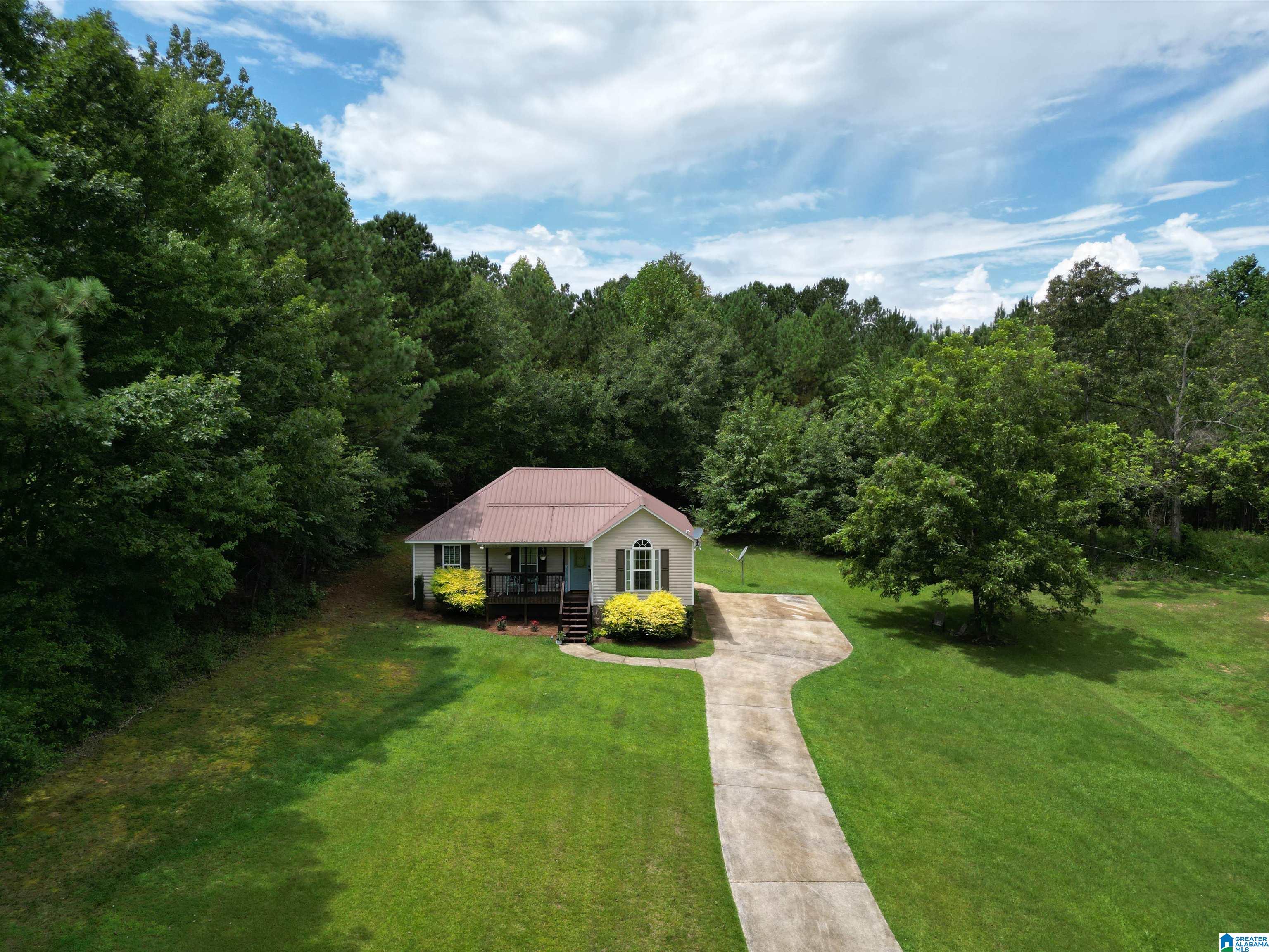 97 Joiner Road Hayden, AL 35079 - Photo 2 of 42