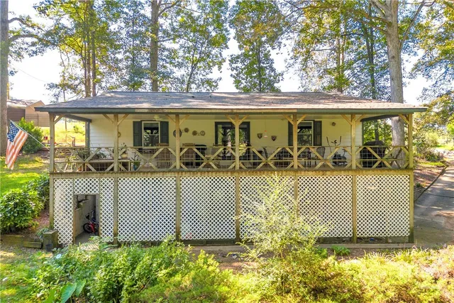 $650,000 | 197 Joan Smith Road, Hull, GA 30646