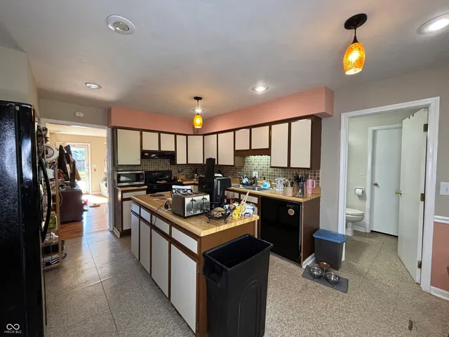 $275,000 | 504 Magnolia Drive, Plainfield, IN 46168