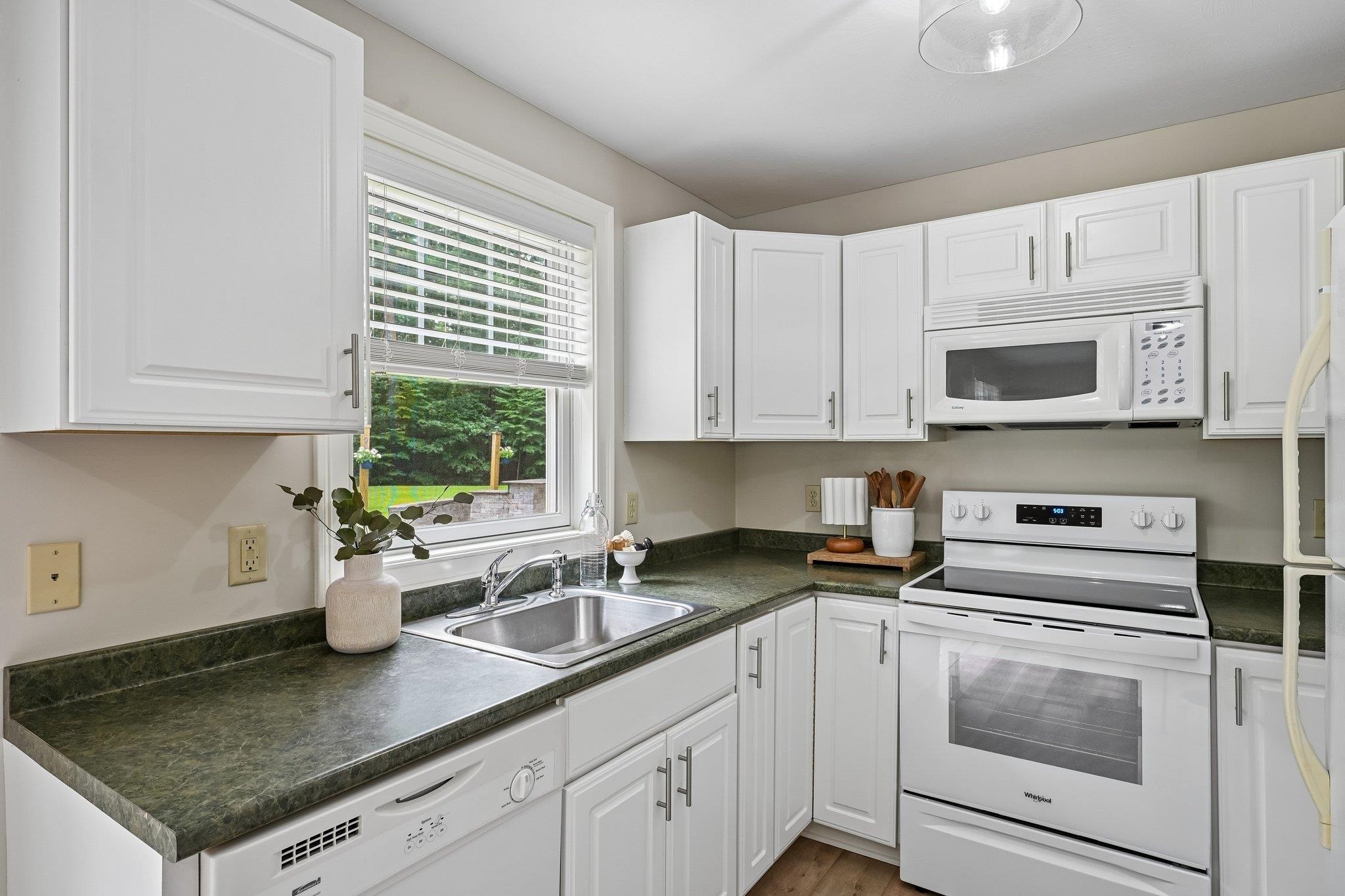 9 A Burns Road Pelham, NH 03076 - Photo 35 of 50 Gallery Image 35