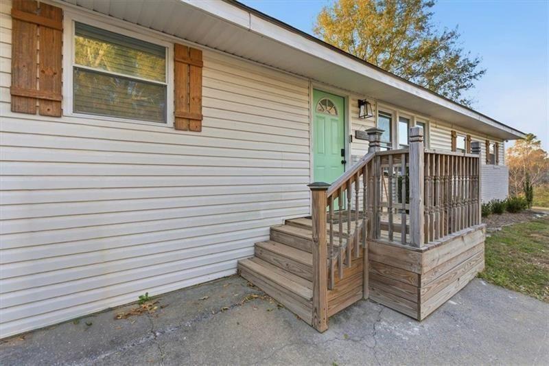 121 Ripley Avenue Adairsville, GA 30103 - Photo 2 of 40