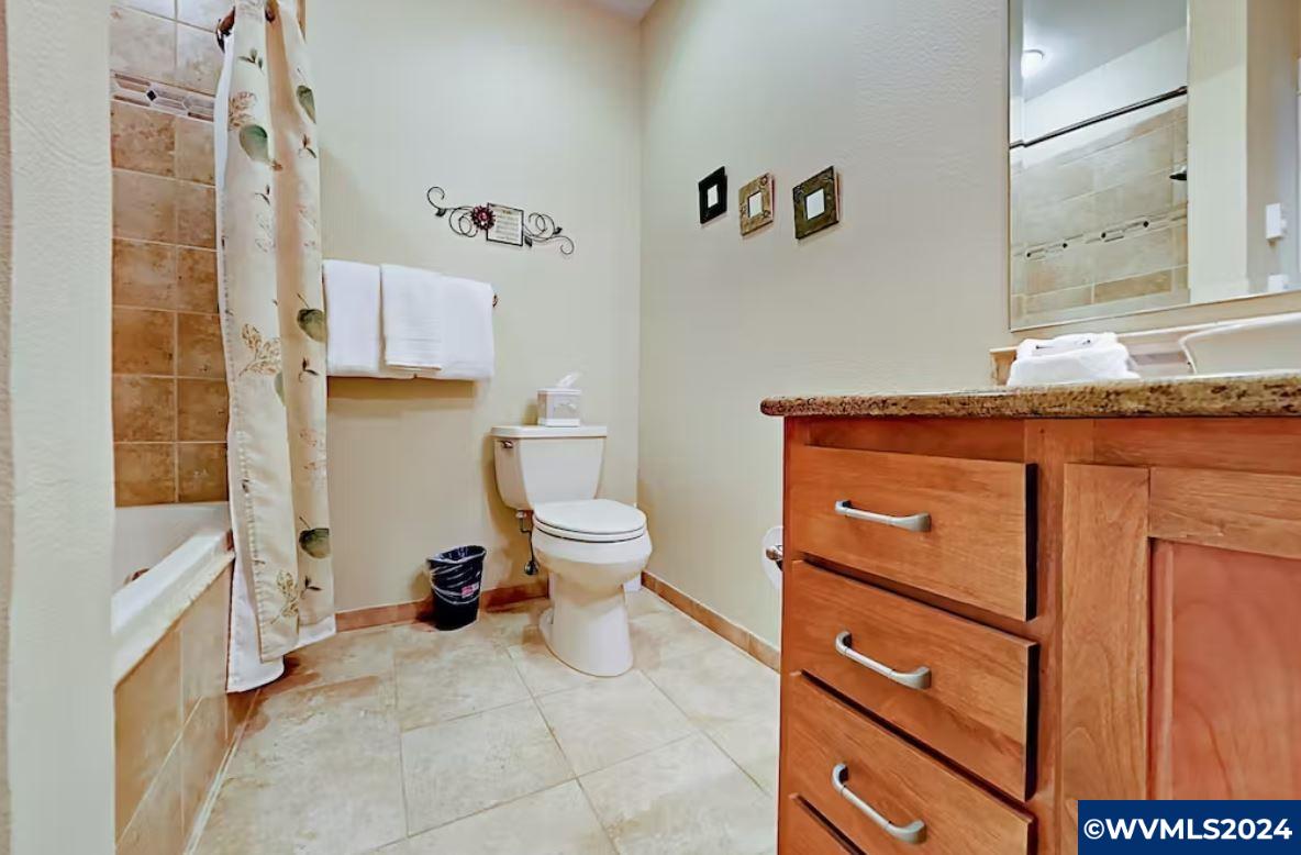 1125 Northwest Spring Street Newport, OR 97365 - Photo 17 of 24
