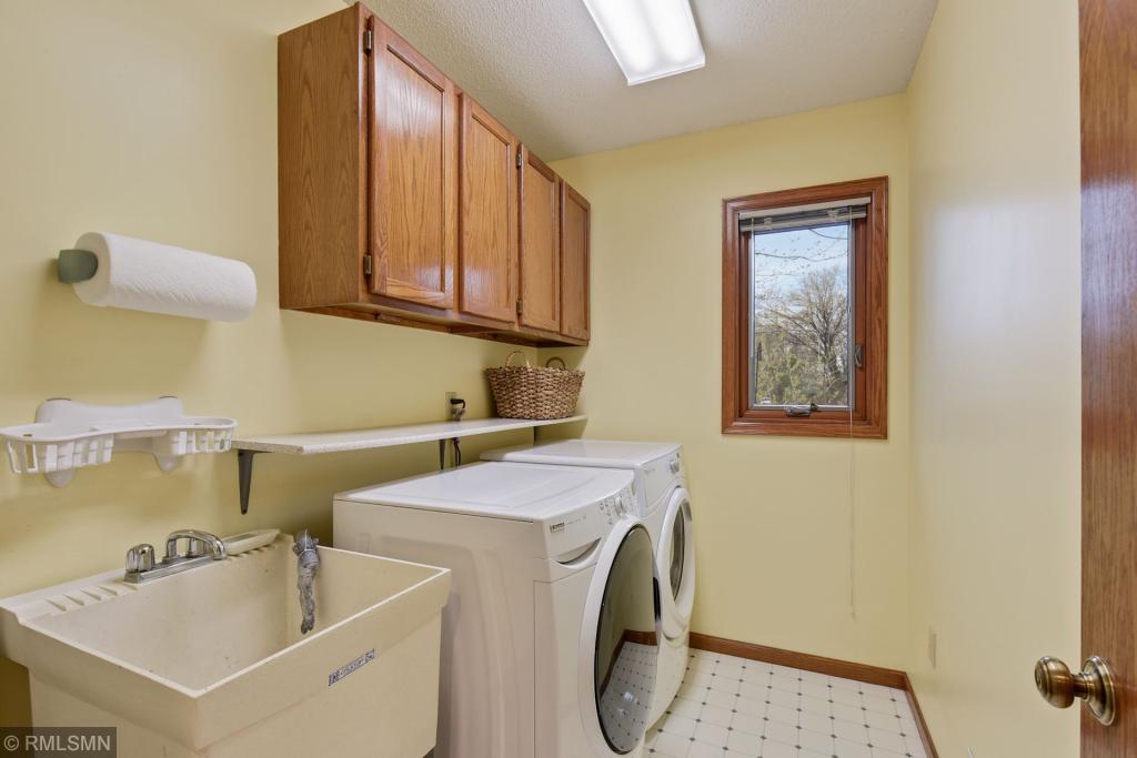 1277 Otter Ridge Road St. Paul, MN 55110 - Photo 15 of 38 Gallery Image 15