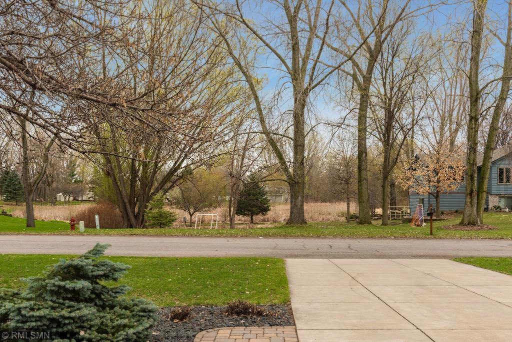 1277 Otter Ridge Road St. Paul, MN 55110 - Photo 34 of 38 Gallery Image 34