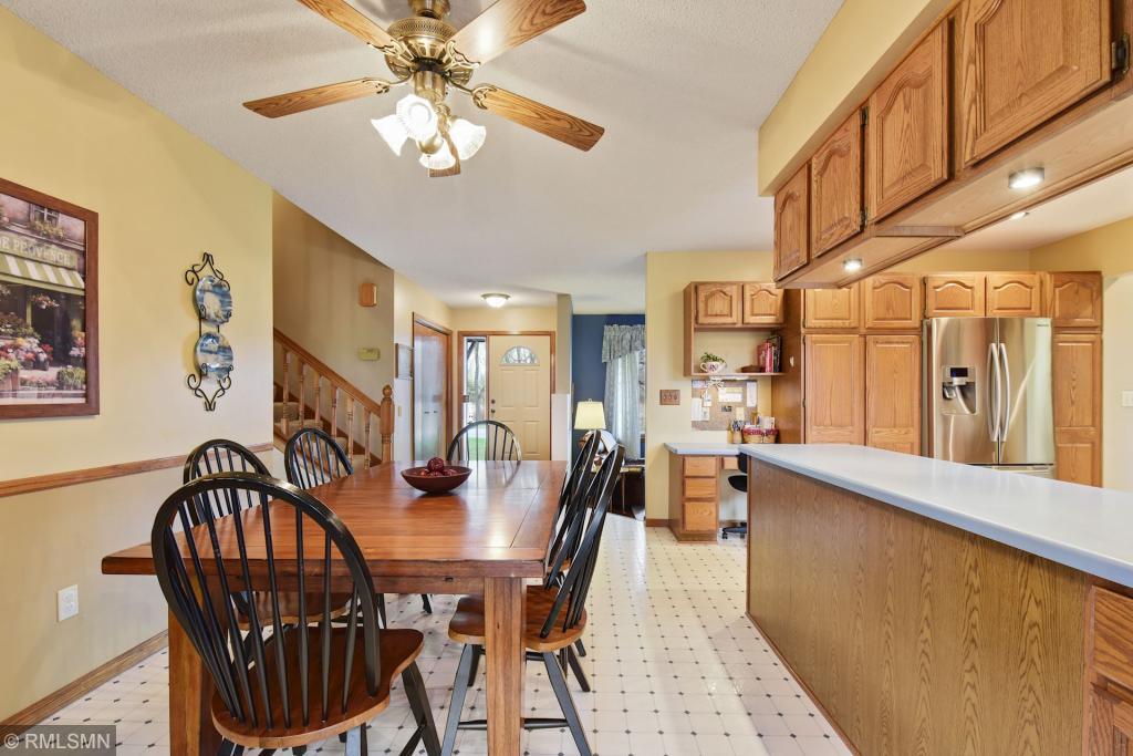 1277 Otter Ridge Road St. Paul, MN 55110 - Photo 9 of 38 Gallery Image 9