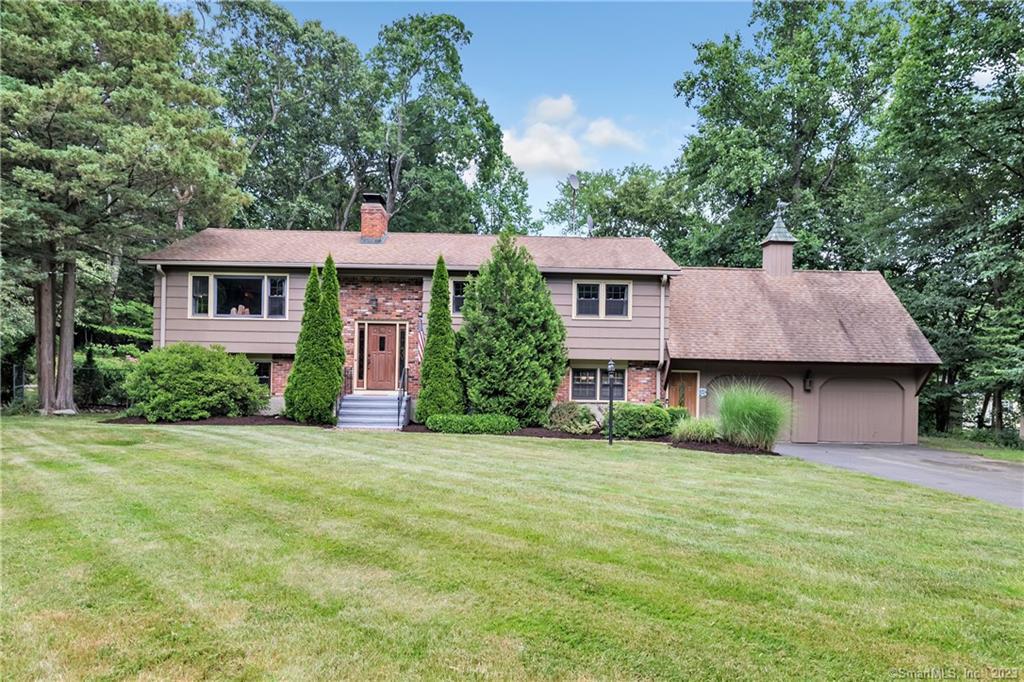 39 Hillside Lane Monroe, CT 06468 - Photo 1 of 1 Welcome to Whitney Farms in Monroe!