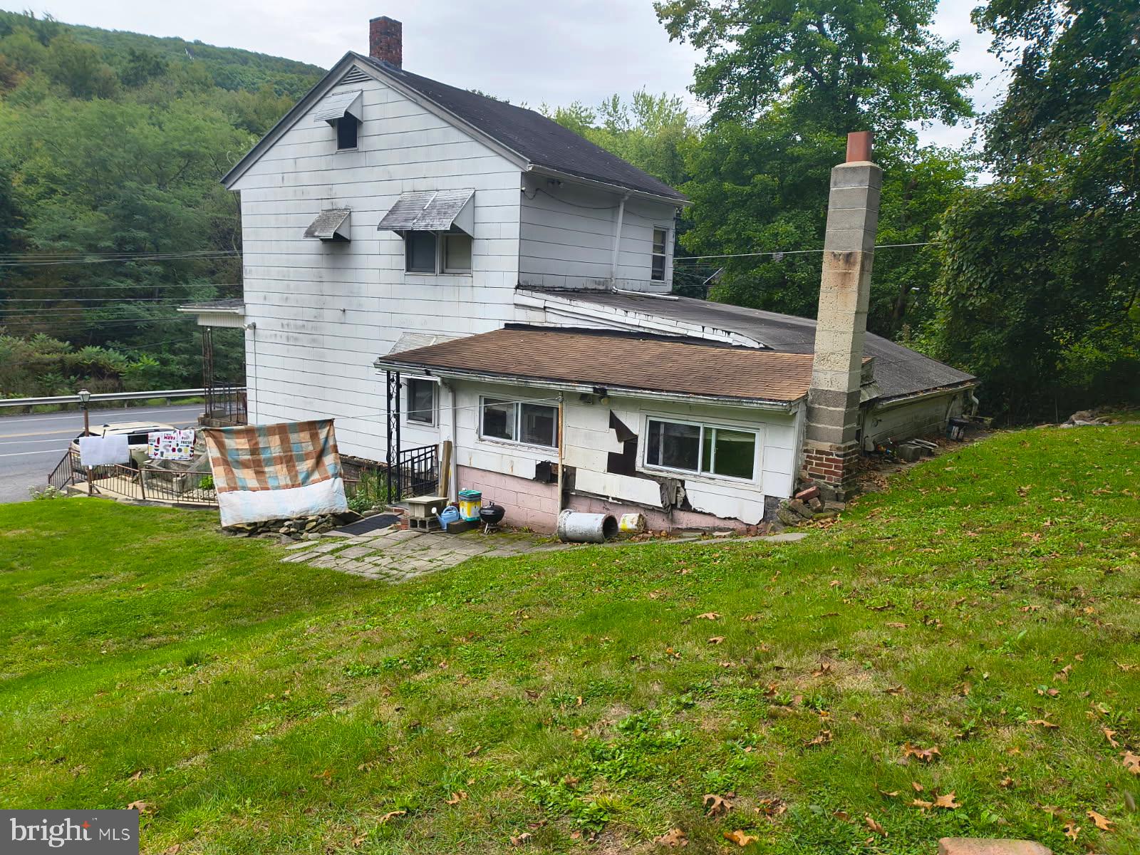 148 Low Road Girardville, PA 17935 - Photo 2 of 13 Gallery Image 2
