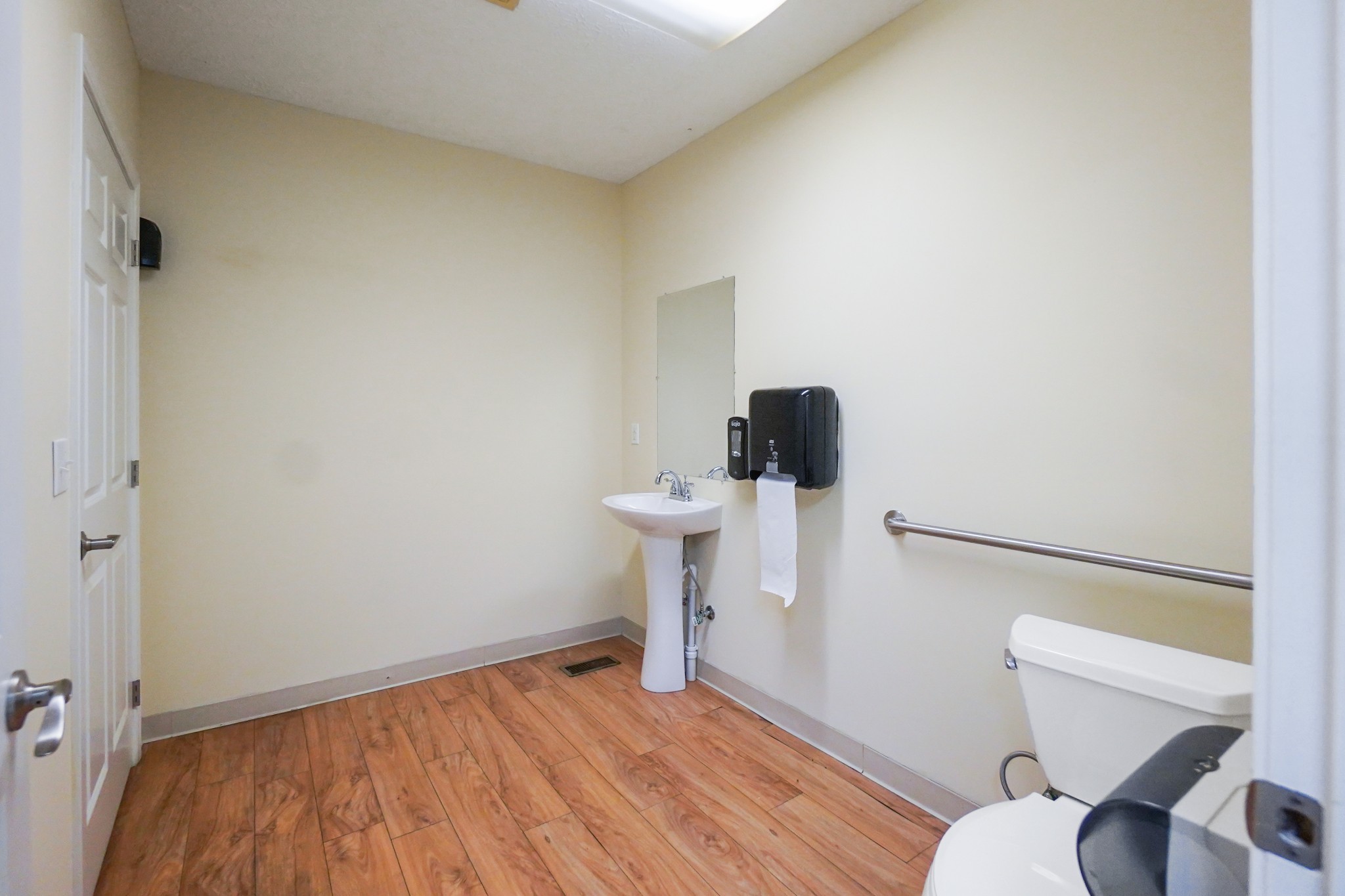 1225 Spring Street Dover, TN 37058 - Photo 21 of 47 a bathroom with a sink and toilet