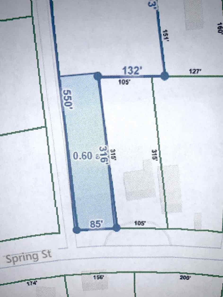 1225 Spring Street Dover, TN 37058 - Photo 29 of 47 a bathroom with a bathtub