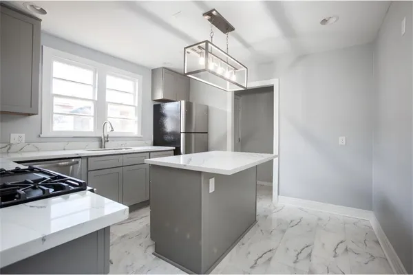$1,275 | 4323 Touro Street, New Orleans, LA 70122