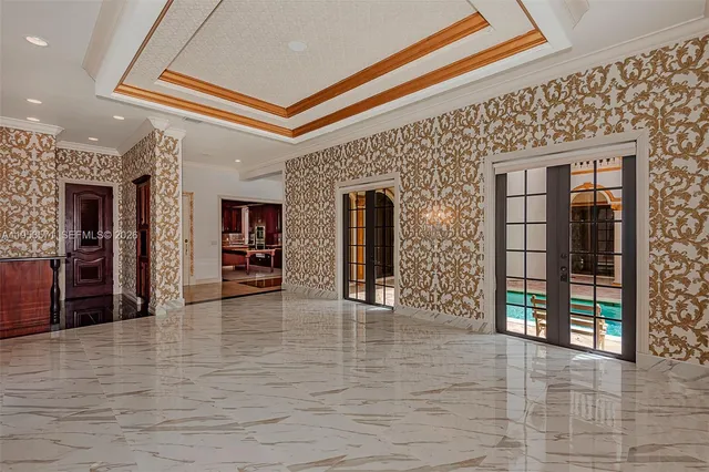 $18,000 | 674 Ocean Boulevard, Golden Beach, FL 33160