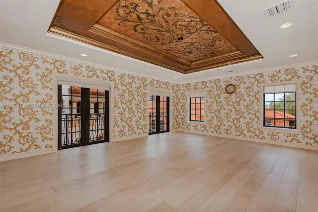 $18,000 | 674 Ocean Boulevard, Golden Beach, FL 33160