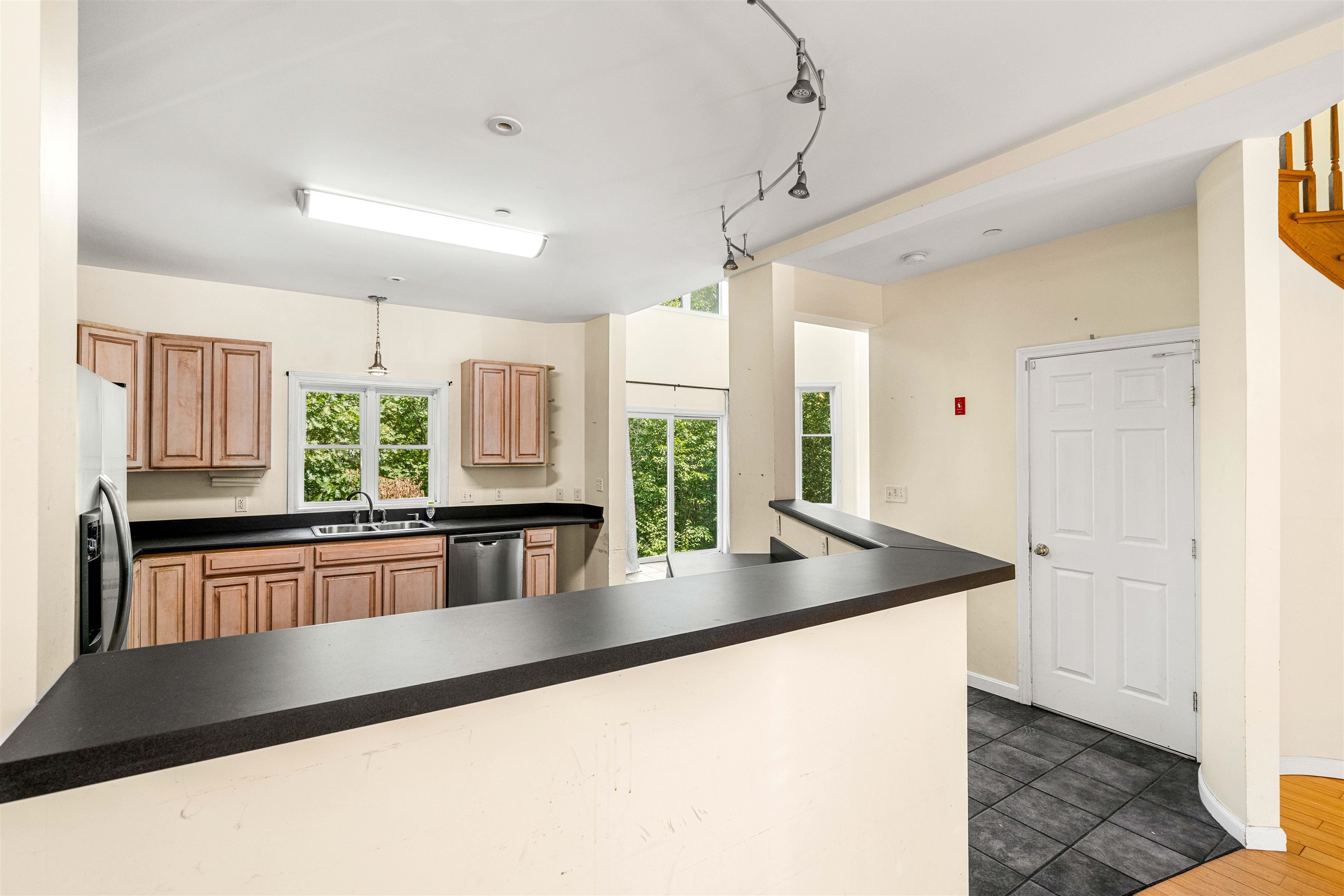106 Rangeway Road Dunbarton, NH 03046 - Photo 14 of 38
