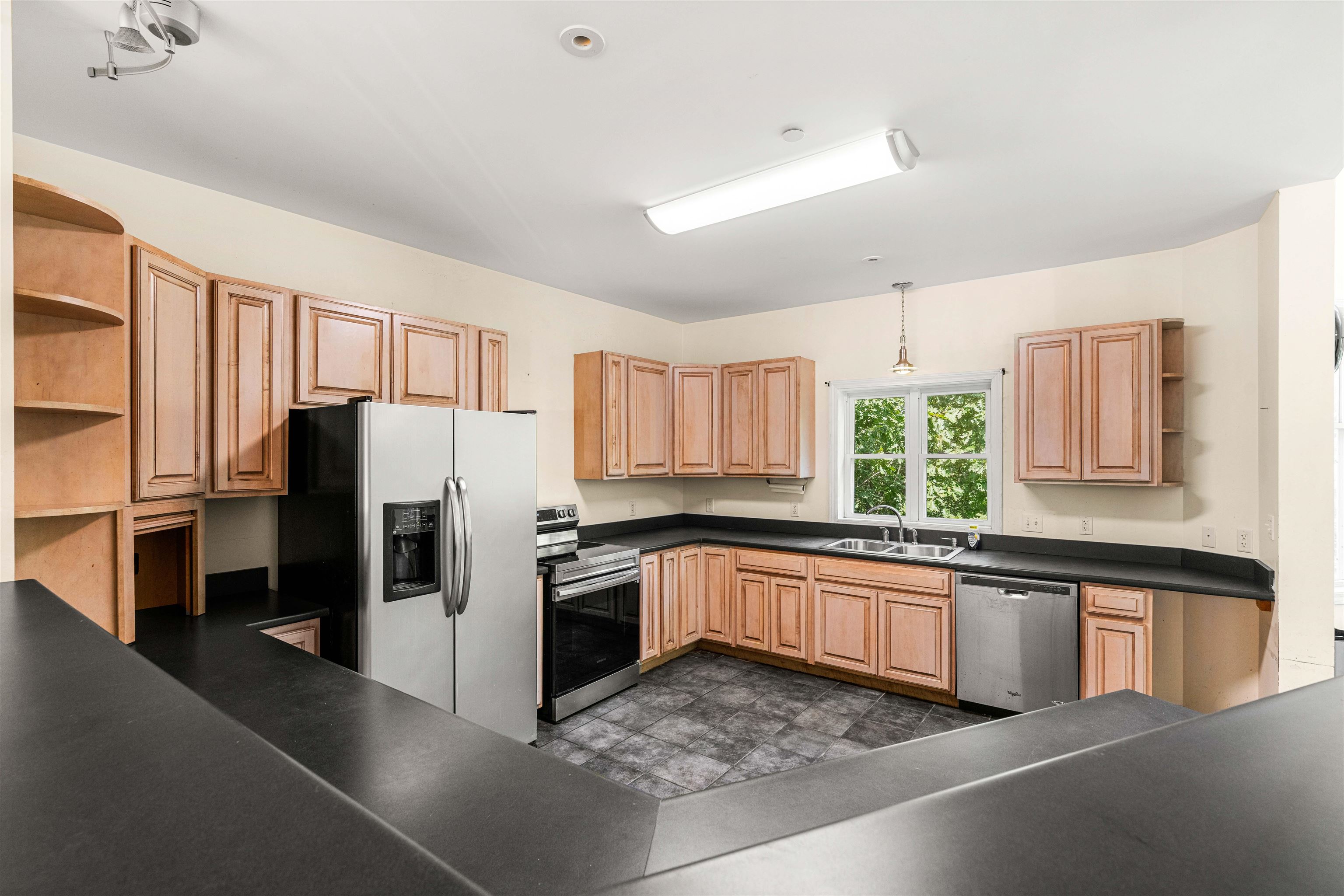 106 Rangeway Road Dunbarton, NH 03046 - Photo 15 of 38