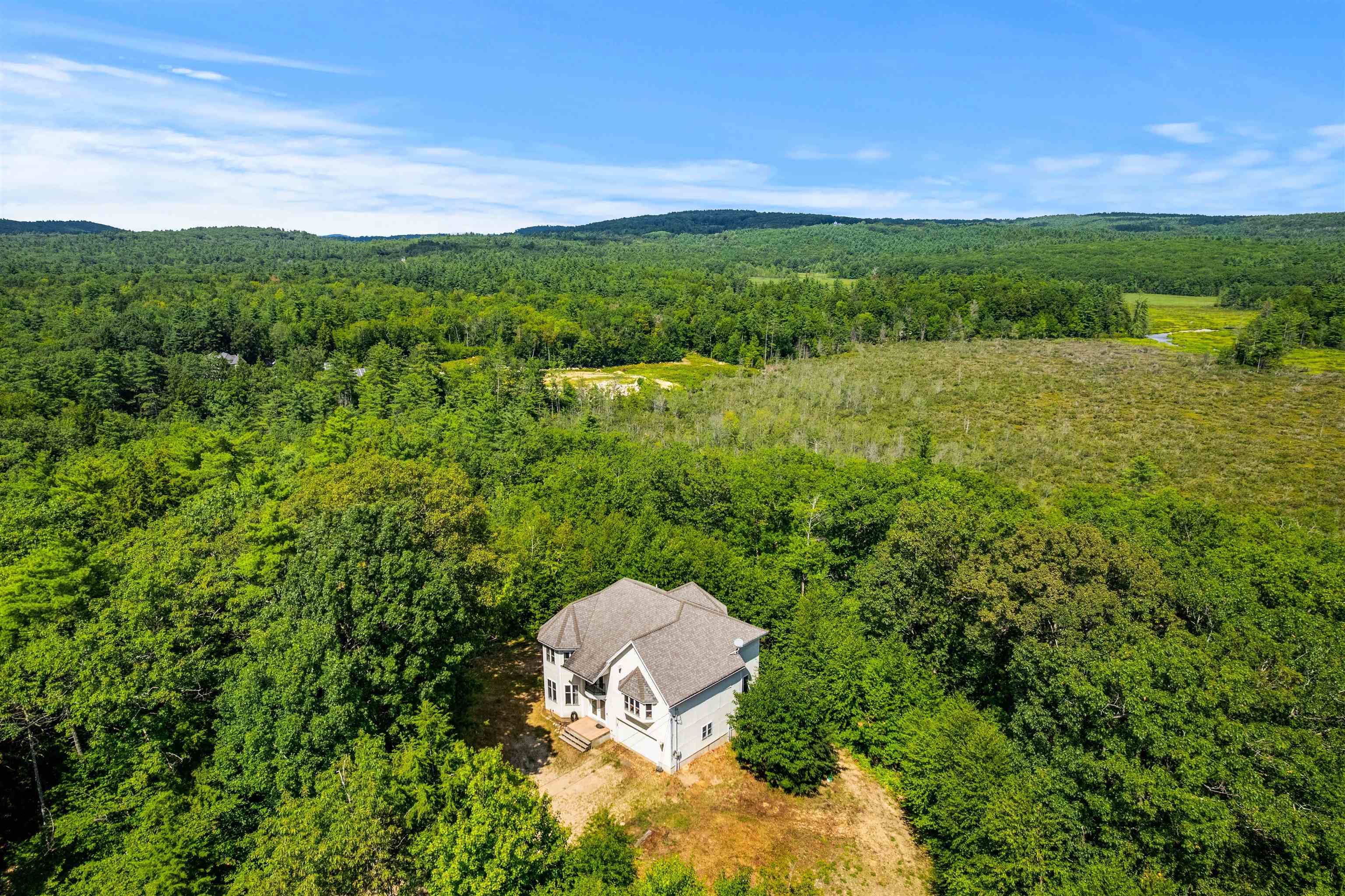 106 Rangeway Road Dunbarton, NH 03046 - Photo 3 of 38