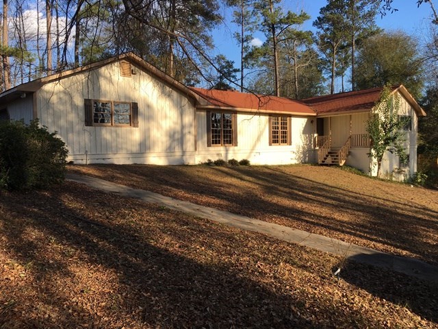 6445 Stapleton Road Macon, GA 31206 - Photo 1 of 22 a front view of a house