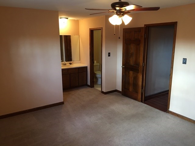 6445 Stapleton Road Macon, GA 31206 - Photo 10 of 22 a view of an empty room with a bathroom