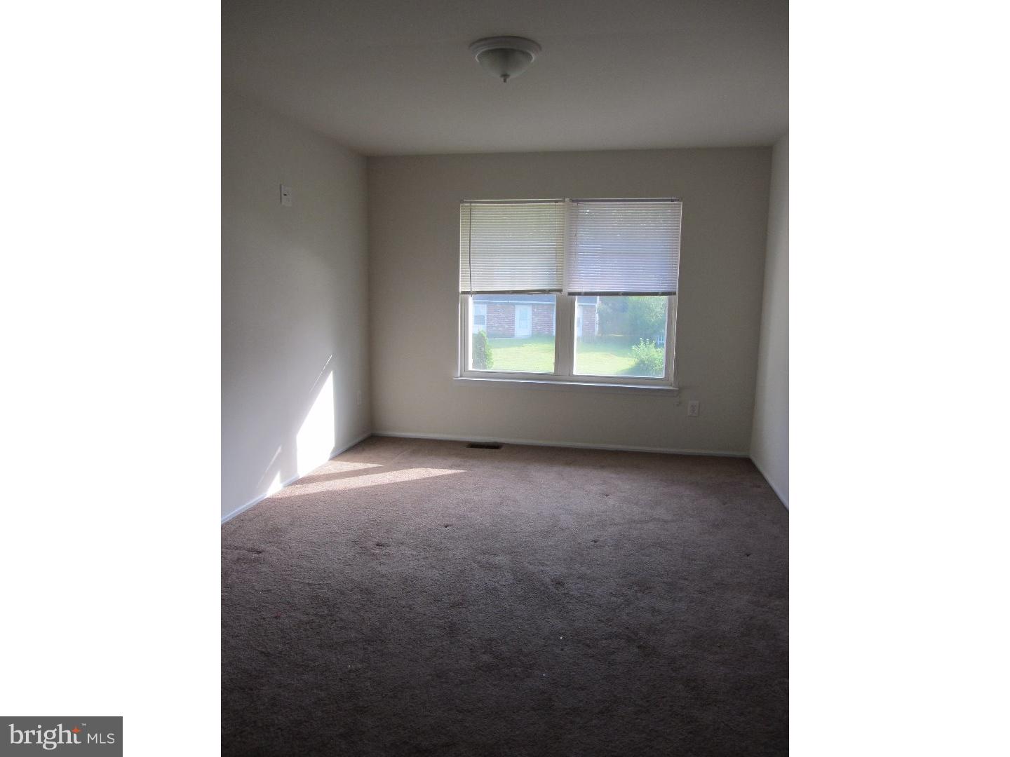 23 Uranus Road Sewell, NJ 08080 - Photo 11 of 19 Master Bedroom
