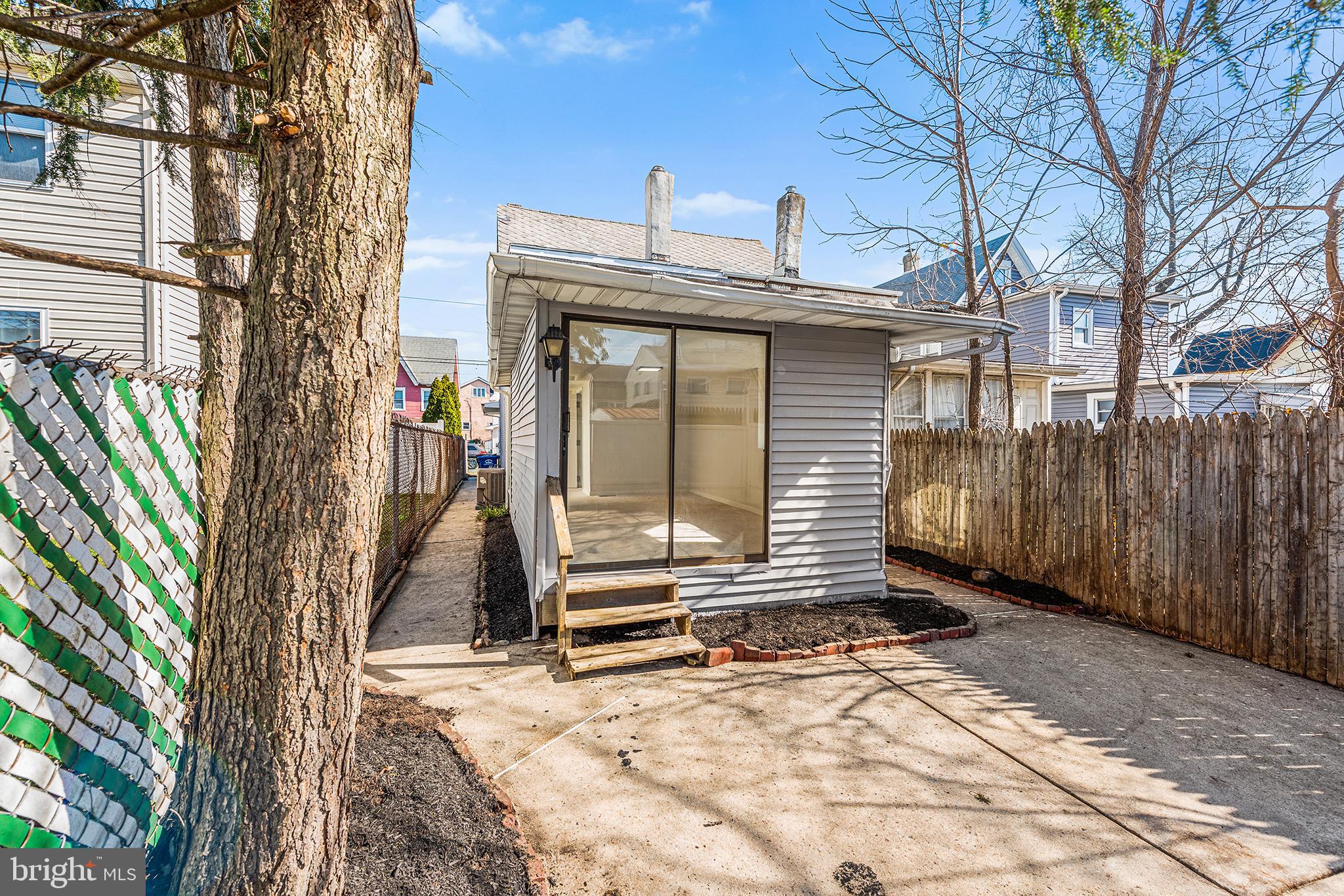 314 Taylor Street Riverside, NJ 08075 - Photo 33 of 35