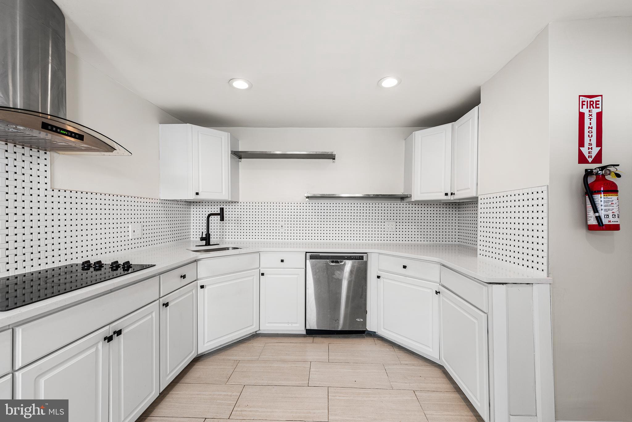 314 Taylor Street Riverside, NJ 08075 - Photo 8 of 35