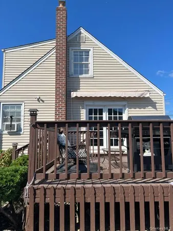 $985,000 | 82 Westcott Street, Inwood, NY 11096