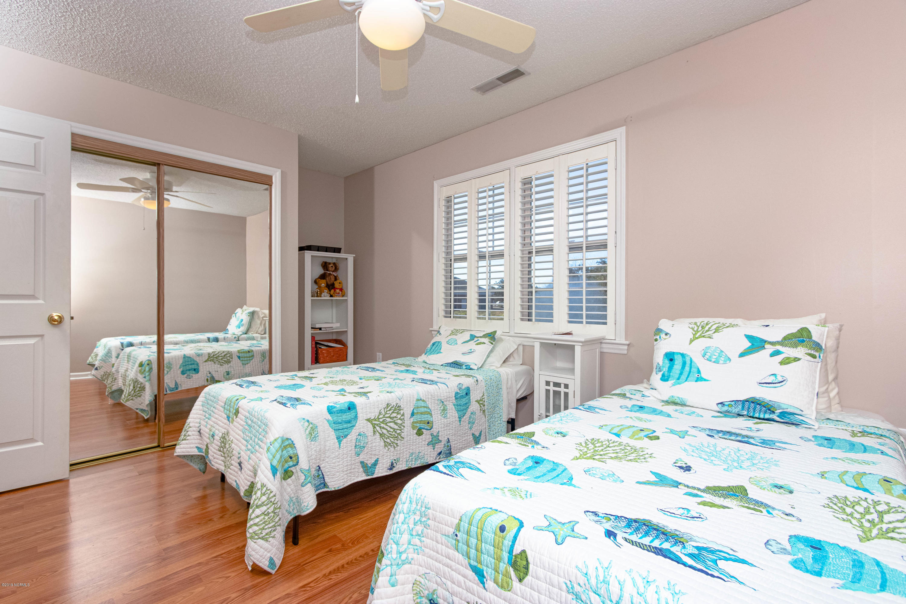 303 Barbour Road, Unit 903 Morehead City, NC 28557 - Photo 20 of 27 903-courtyard-web-20