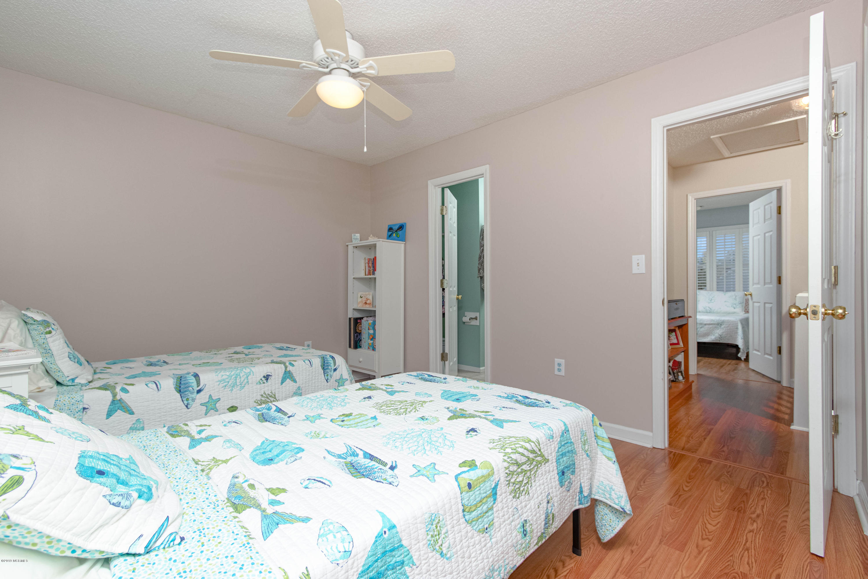 303 Barbour Road, Unit 903 Morehead City, NC 28557 - Photo 21 of 27 903-courtyard-web-21