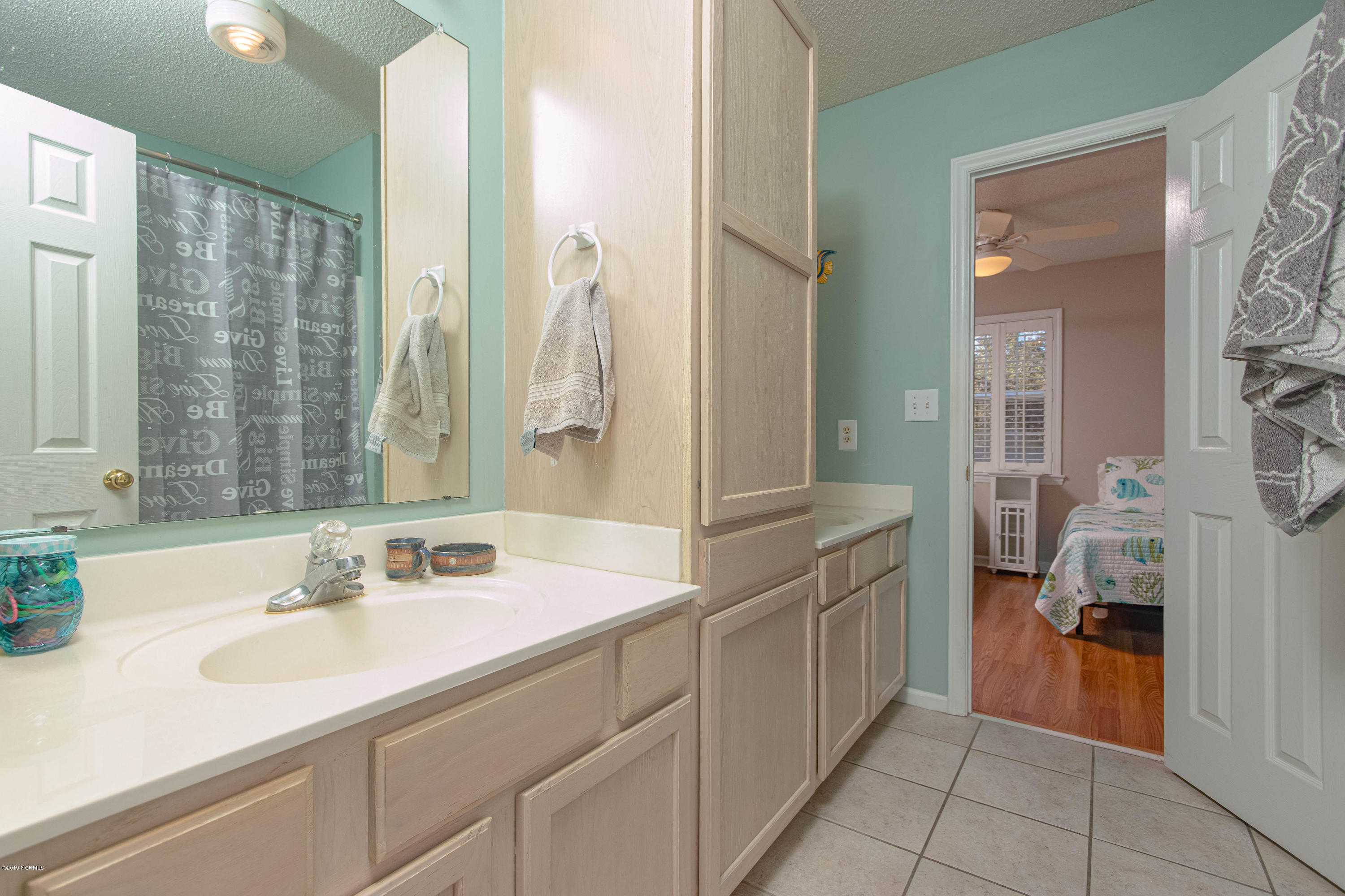 303 Barbour Road, Unit 903 Morehead City, NC 28557 - Photo 23 of 27 903-courtyard-web-23