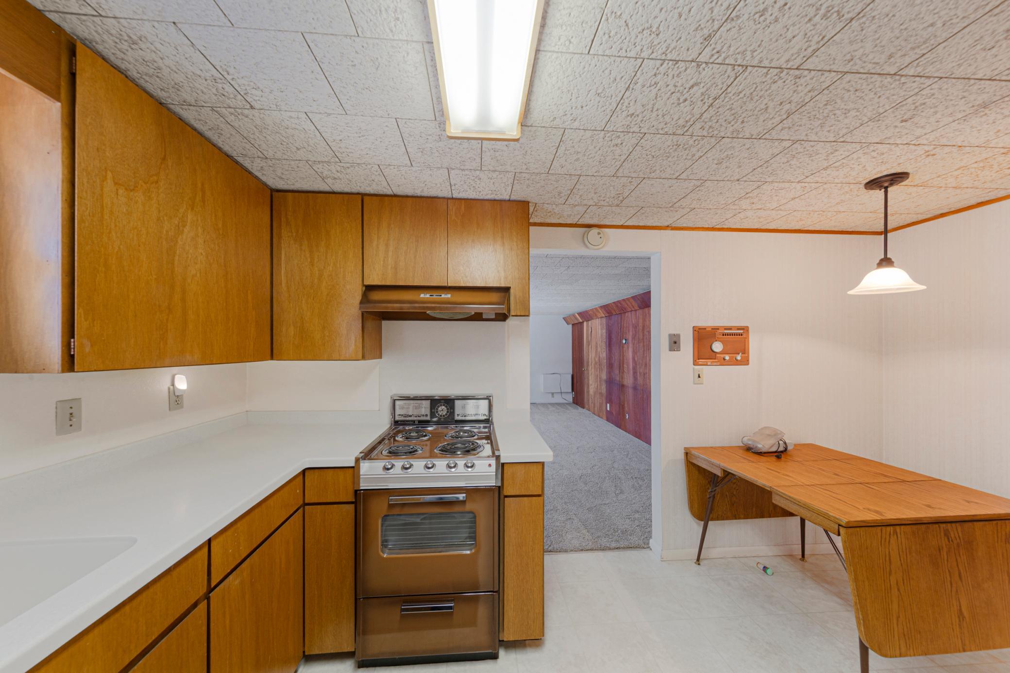 730 9th Street Northwest Faribault, MN 55021 - Photo 11 of 18