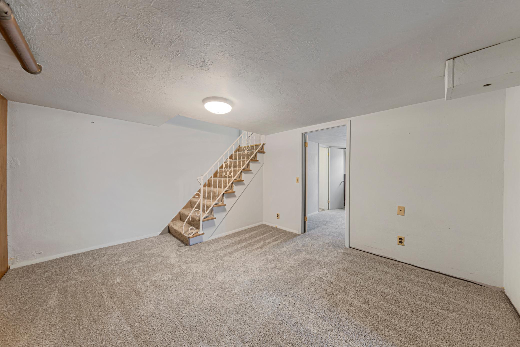 730 9th Street Northwest Faribault, MN 55021 - Photo 16 of 18