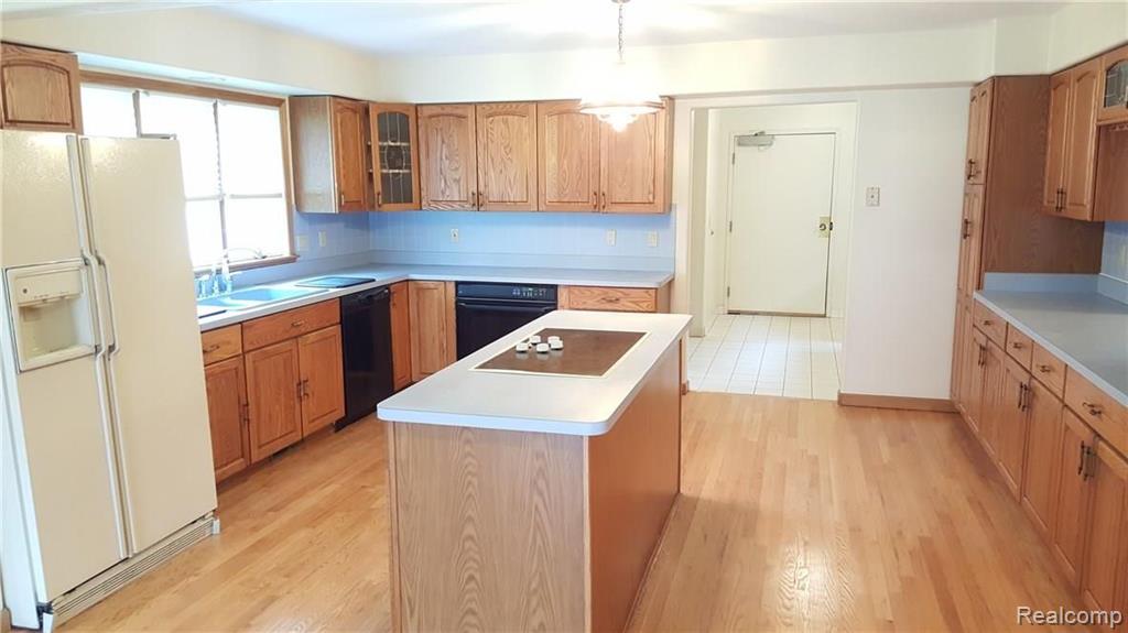 1701 Oakville Waltz Road Carleton, MI 48117 - Photo 27 of 31