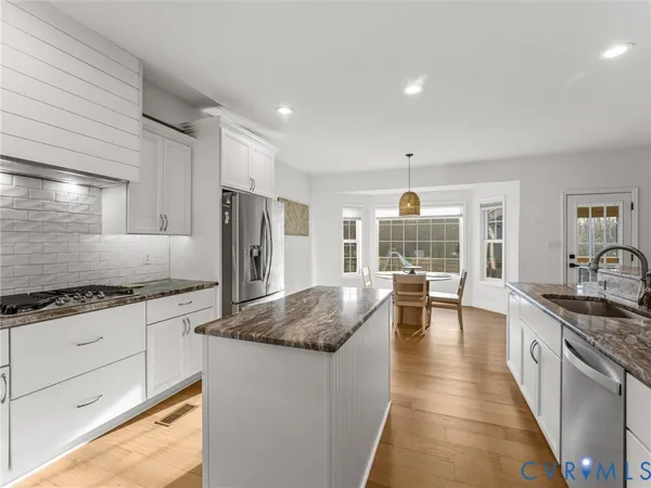 $997,777 | 9310 Beaver Bridge Road, Moseley, VA 23120